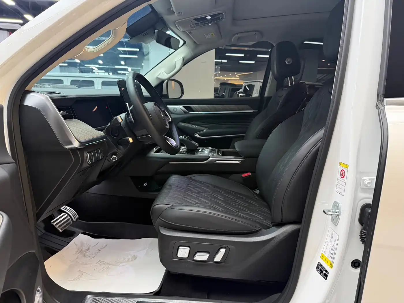 Tank 500 2022 3.0T Sport Edition Zaojing 7-Seater фото 9