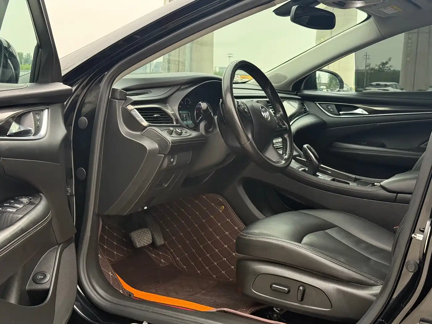 Buick LaCrosse 2018 Model 20T Elite Edition фото 13