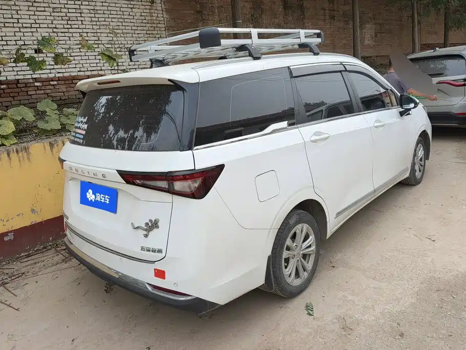 Wuling Motors Wuling Jiachen 2024 2022 1.5L Manual Free Comfort