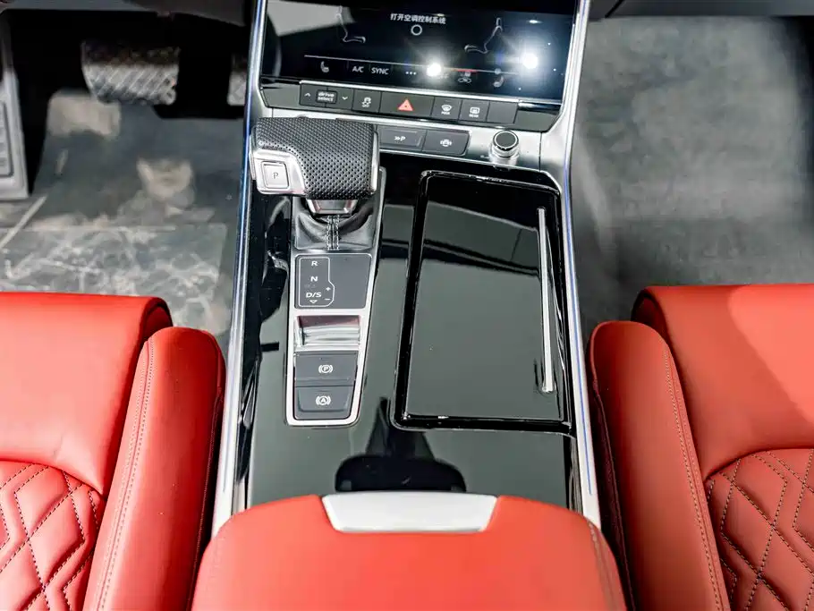 Audi A7L 2023 45 TFSI quattro S-line Black Warrior Edition фото 14