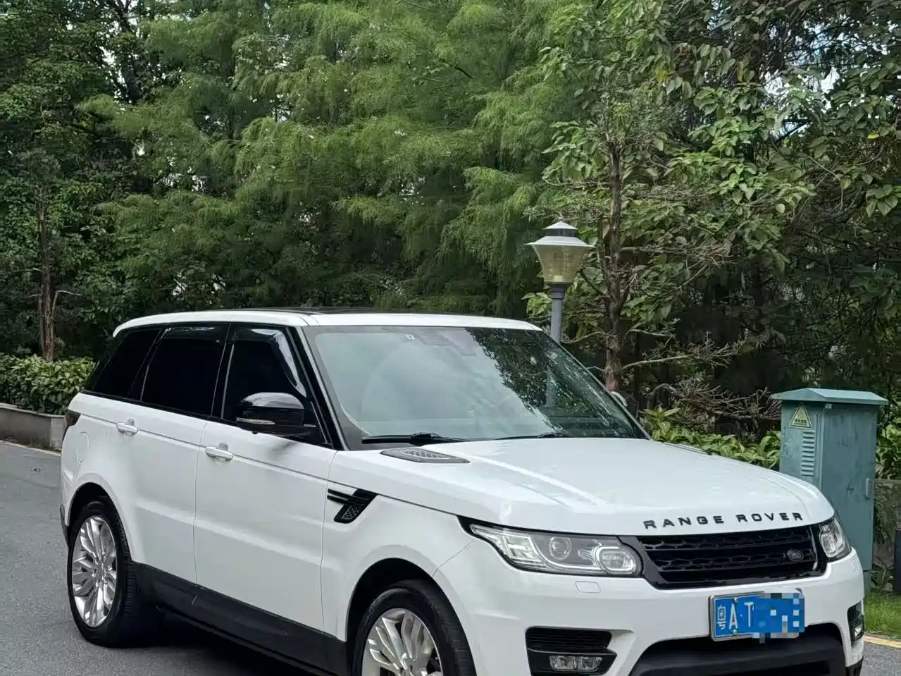 Land Rover Range Rover Sport 2015 3.0 SDV6 HSE DYNAMIC фото 5