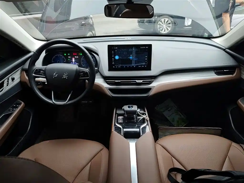 Hongqi E-QM5 2024 Model 610km PLUS фото 10
