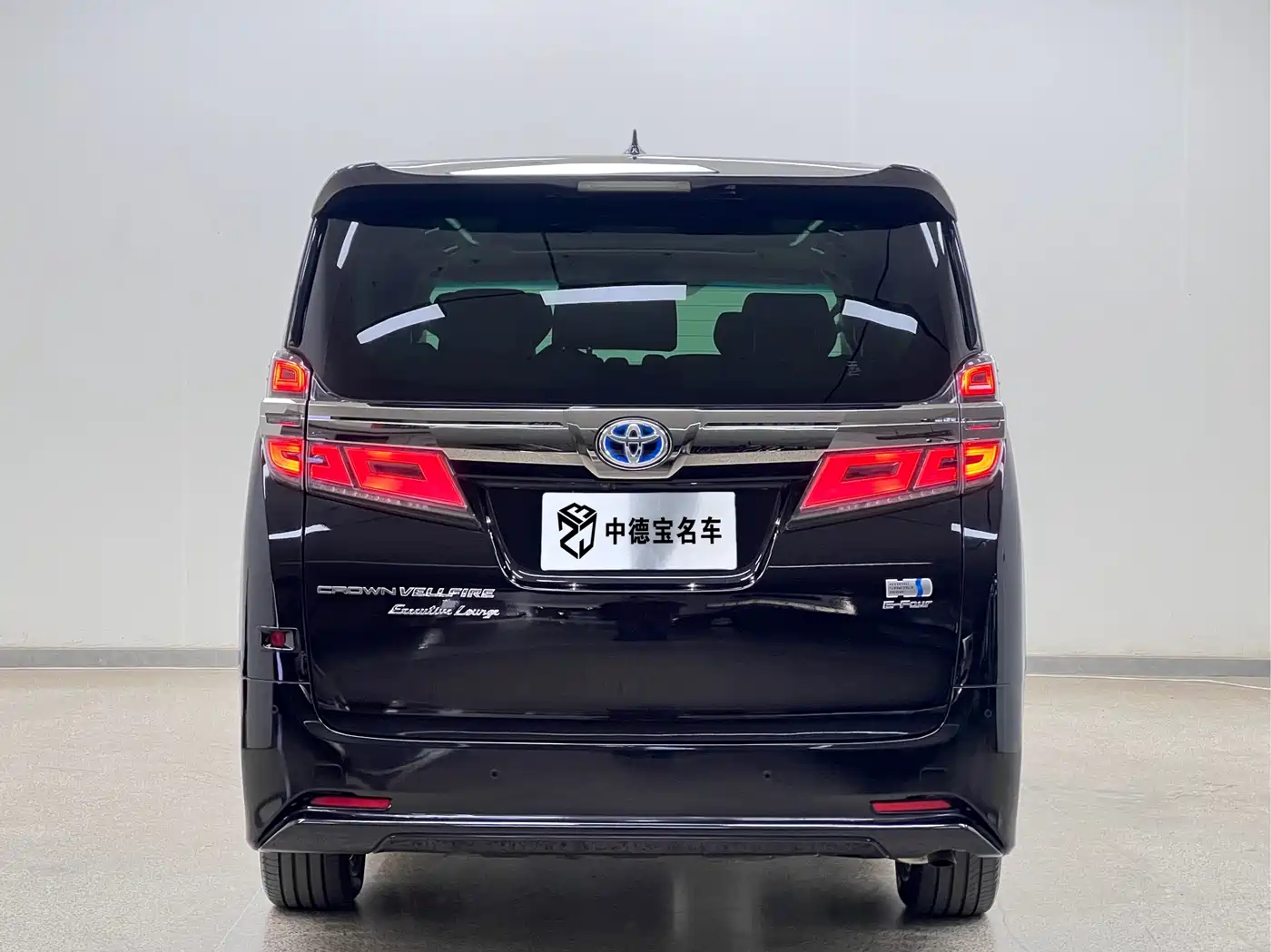 Toyota Vellfire 2021 Crown Hybrid 2.5L HV Premium Edition фото 7