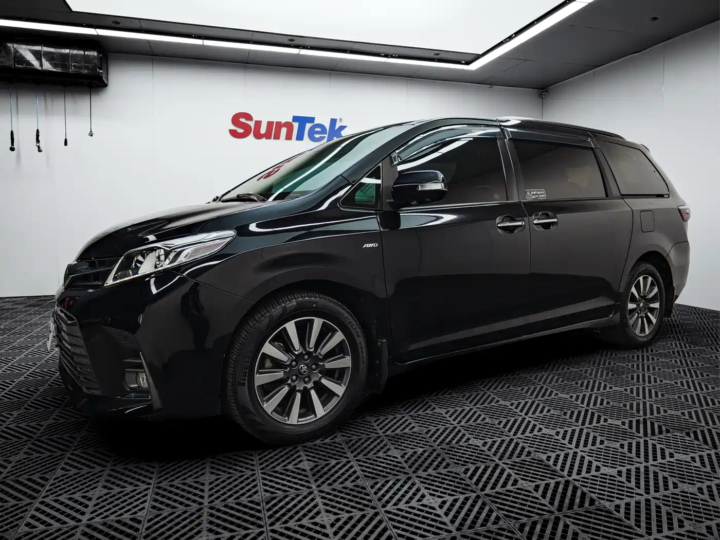 Toyota Sienna 2015 3.5L 4WD L фото 5