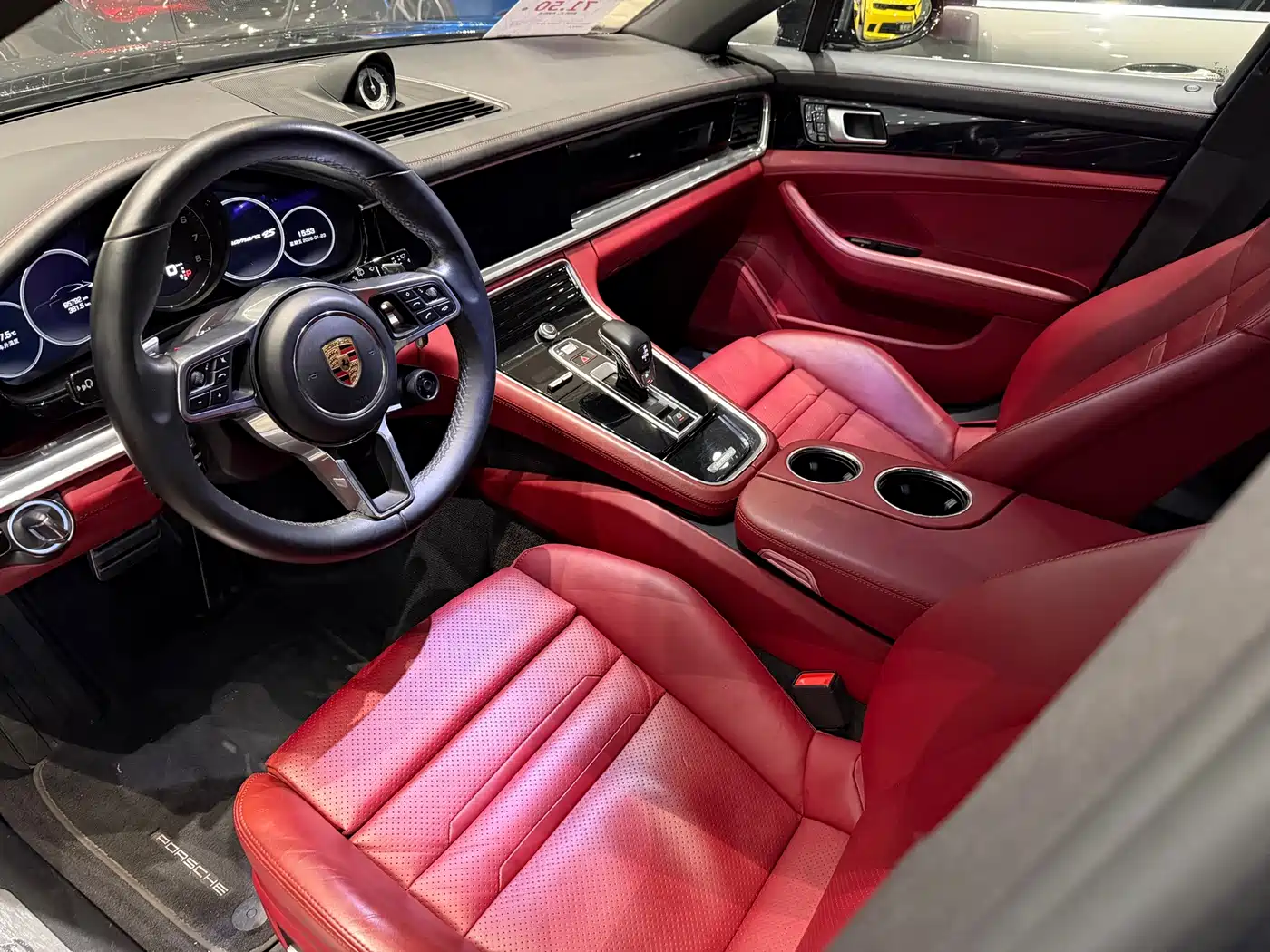Porsche Panamera 2017 Panamera 4S Sport Turismo 2.9T фото 13