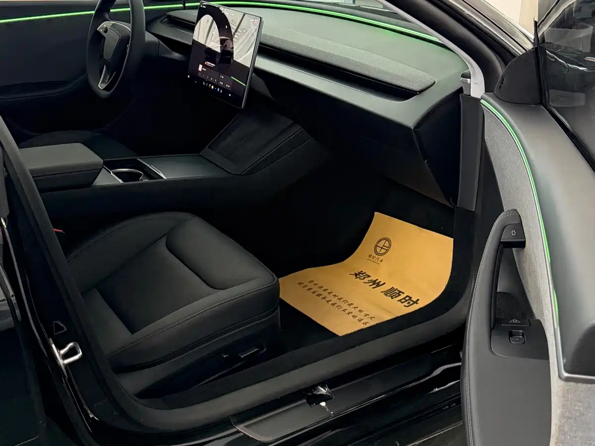 Tesla Model 3 2026 2025 Model Rear-Wheel Drive Edition