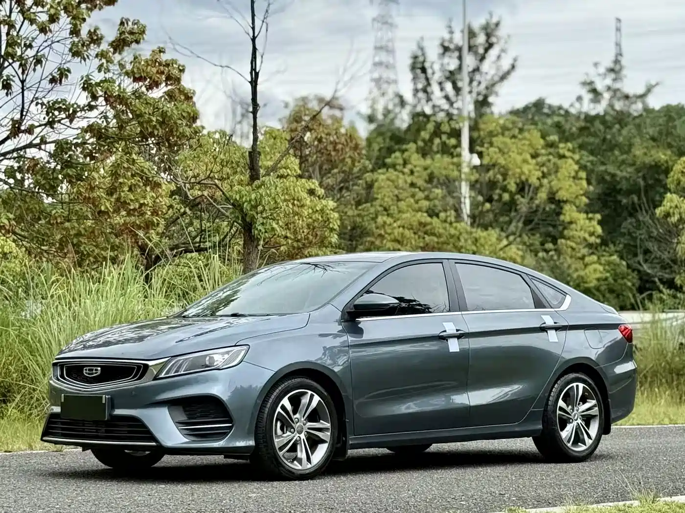 Фото 1 - Geely Binrui