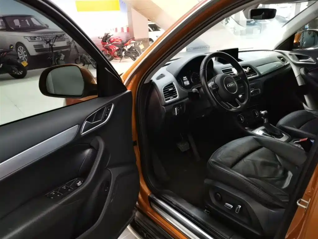 Audi Q3 2016 Model 30 TFSI Style фото 16