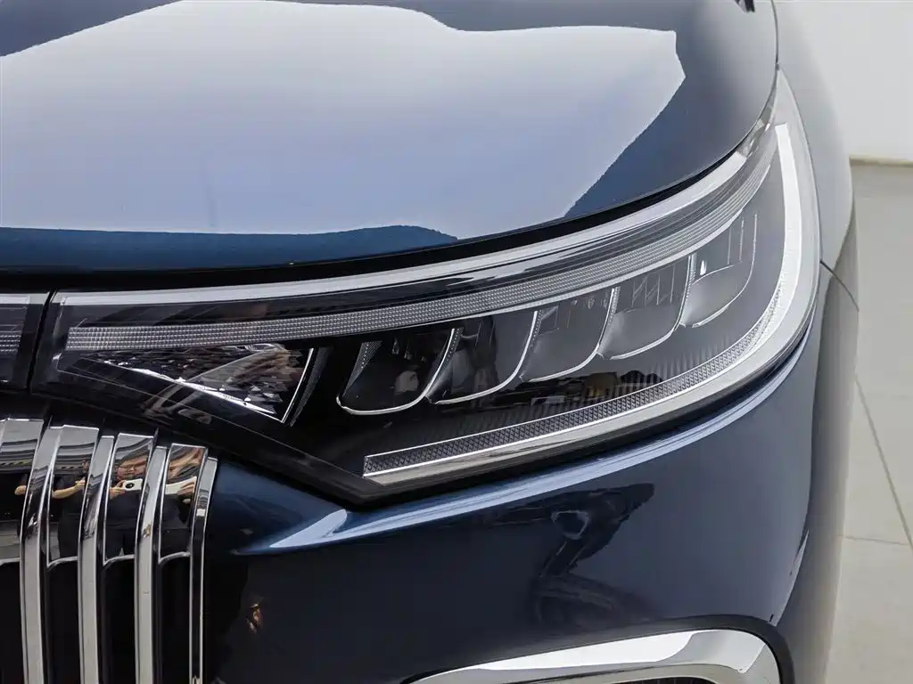 Voyah Auto Voyah Dreamer 2025 Model PHEV 4WD Premium QianKun Edition фото 7
