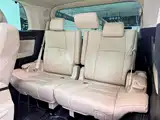 Фото 22 - Toyota Vellfire