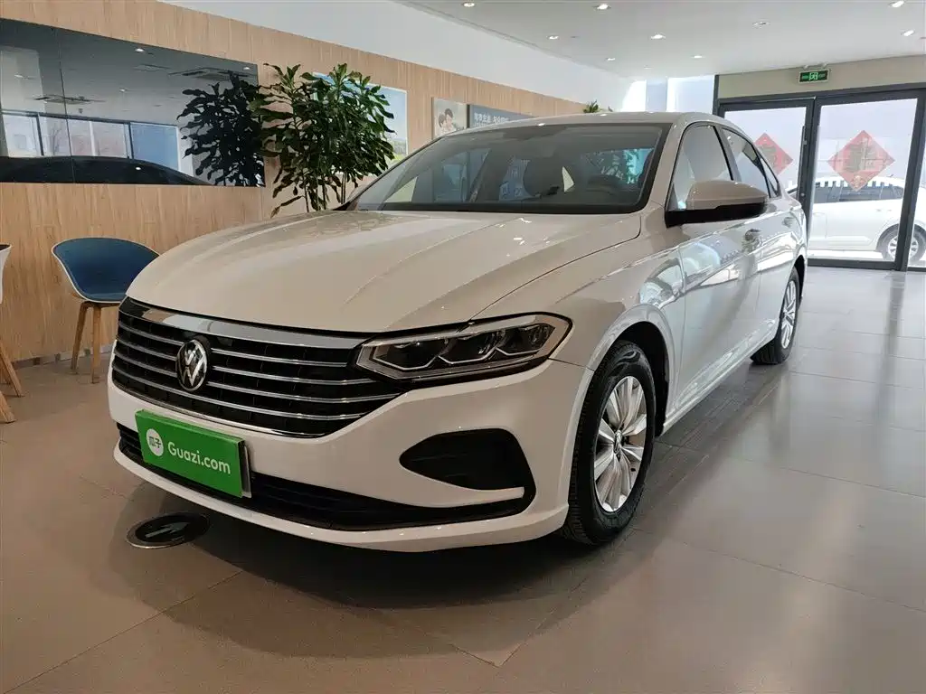 Volkswagen Lavida 2024 Model 1.5L Automatic Delight Edition фото 2