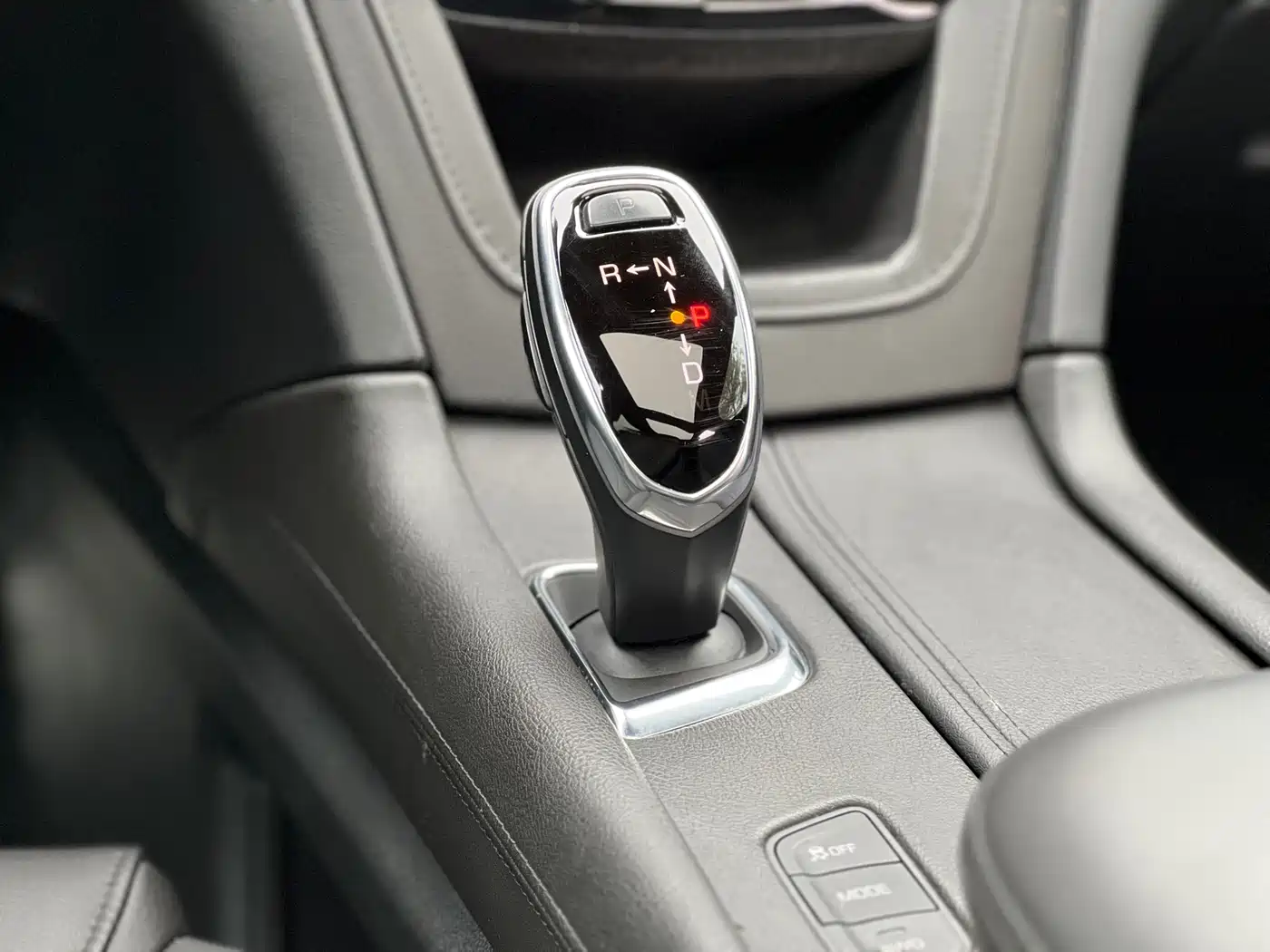 Cadillac XT5 2018 28E AWD Technology Model фото 15
