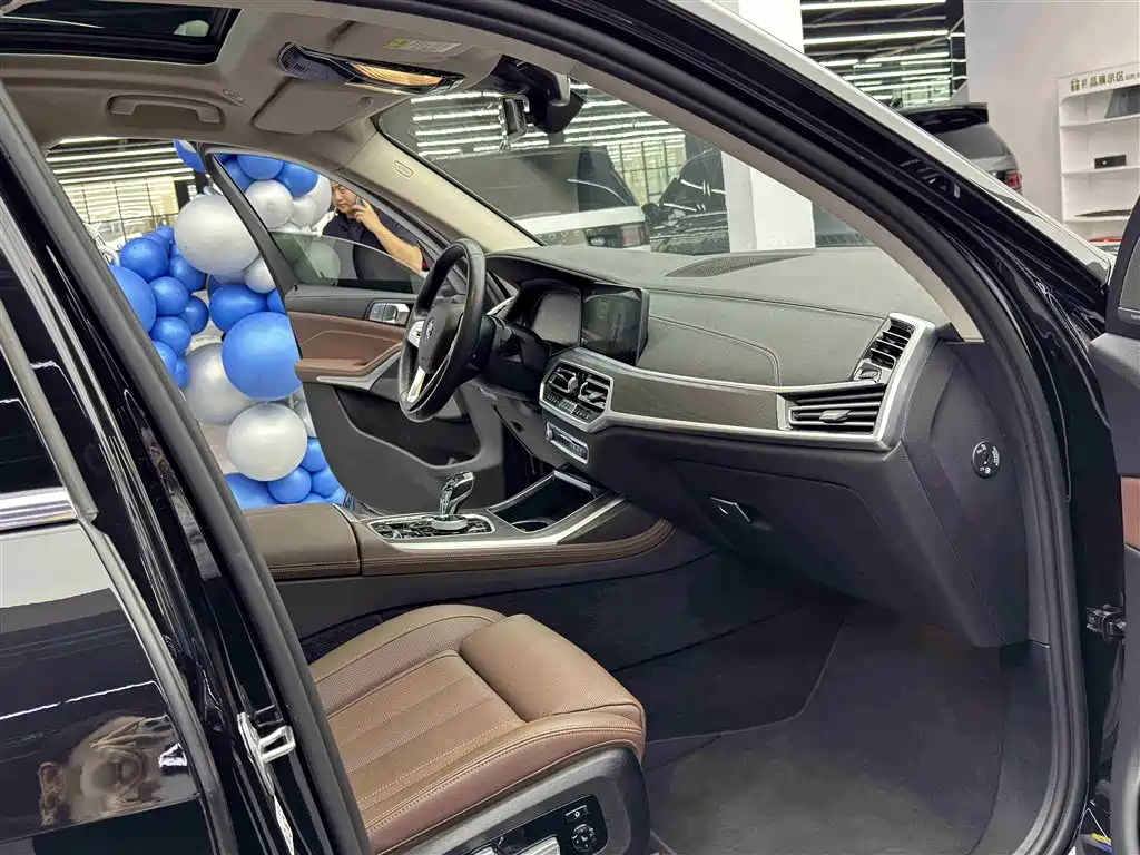 BMW X7 2022 xDrive40i Leading Luxury Package фото 8