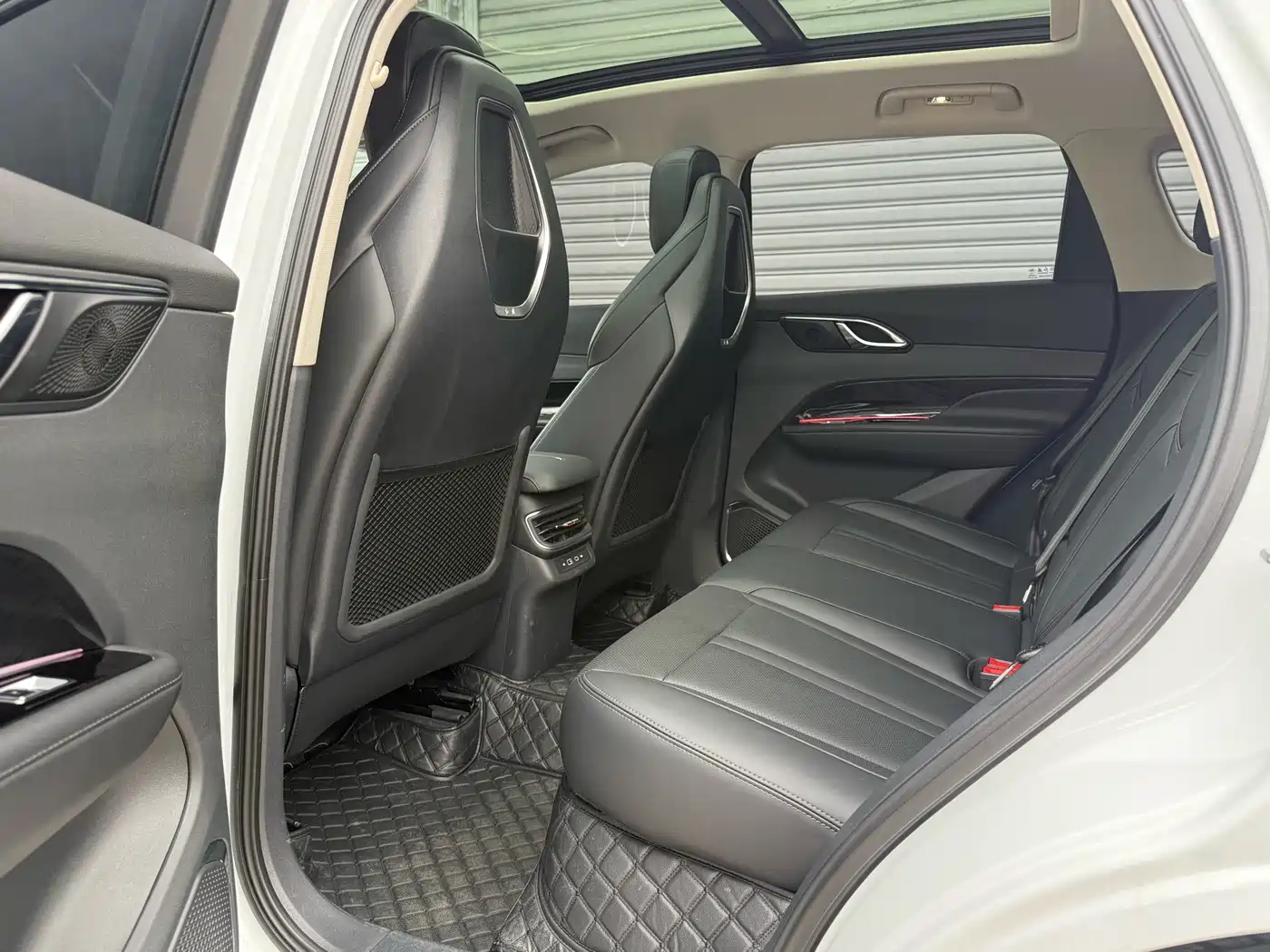 Hongqi HS3 2023 1.5T 2WD Virtue Edition фото 5