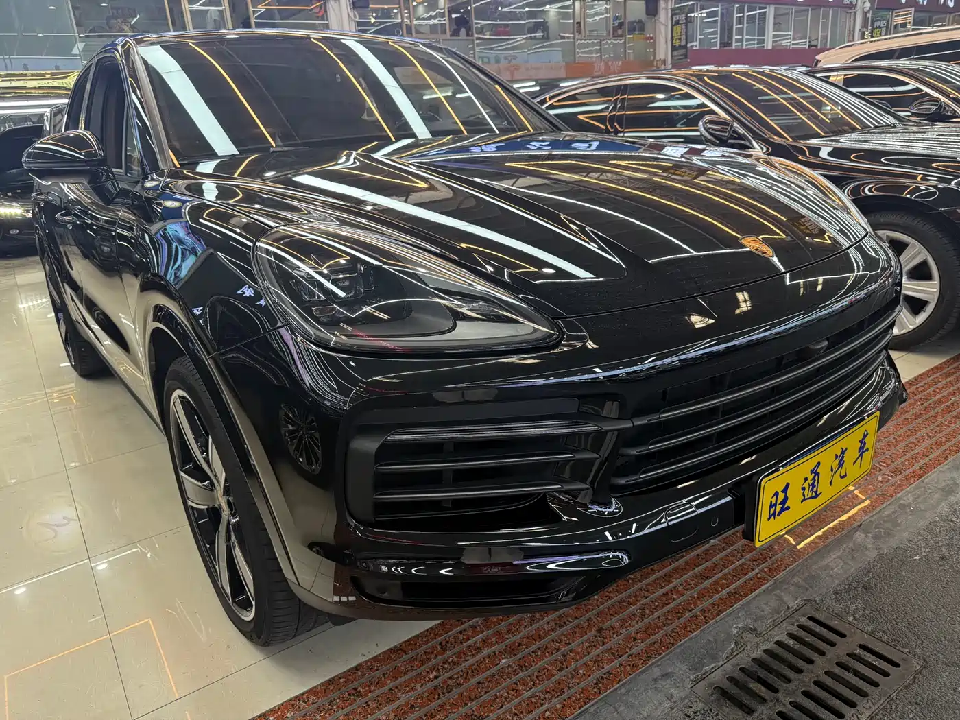 Porsche Cayenne 2023 Cayenne 3.0T Platinum Edition фото 3