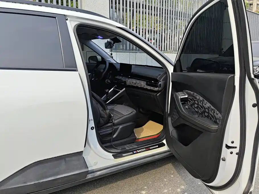 Baojun RS-3 2021 2020 1.5L Manual Smart Elite
