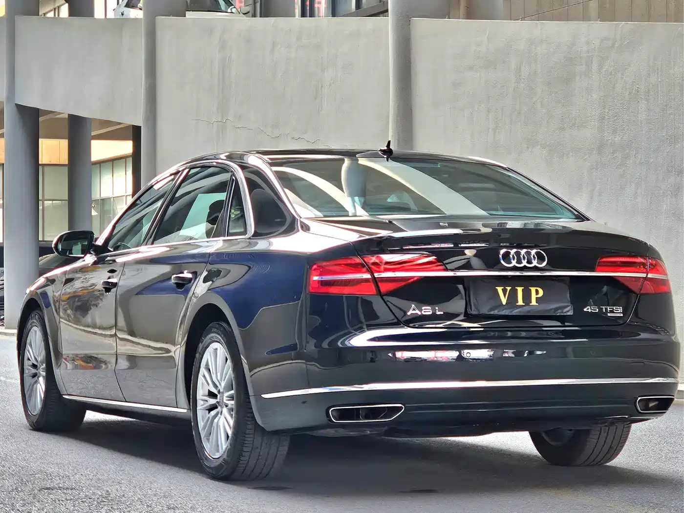 Audi A8 2014 A8L 45 TFSI quattro Comfort фото 5