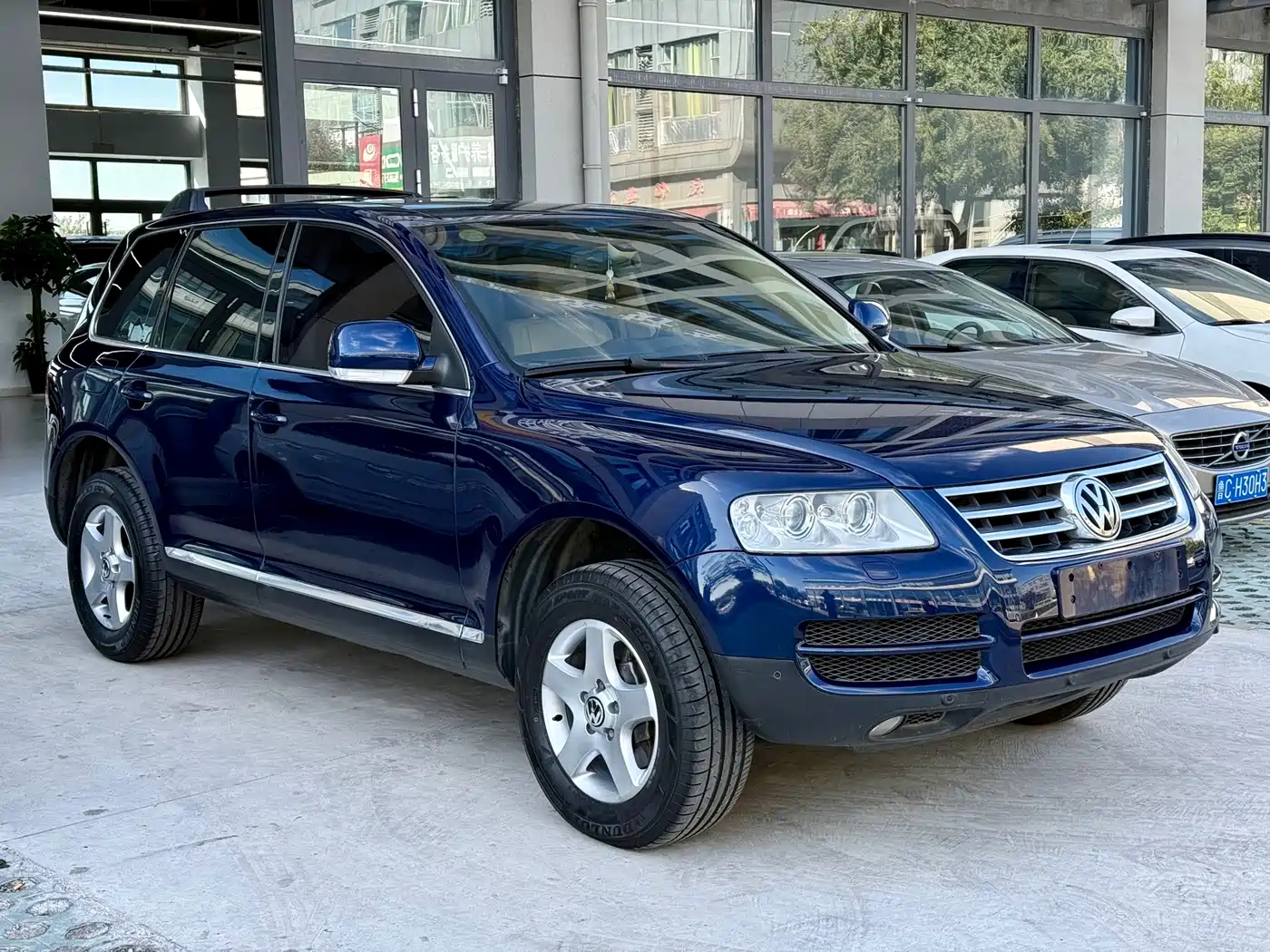 Volkswagen Touareg 2005 2004 Model 3.2L Standard Edition