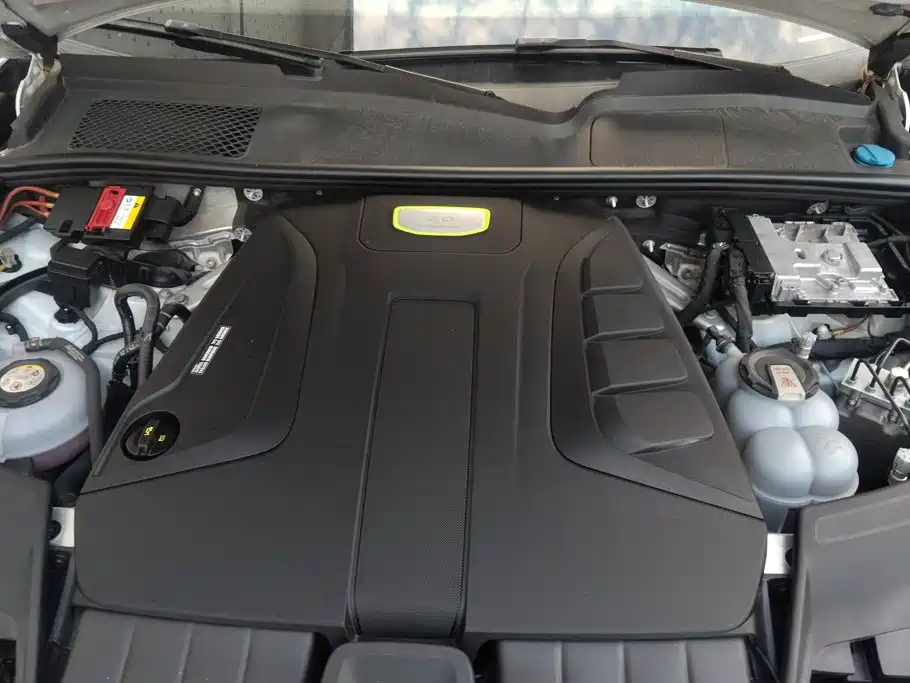 Porsche Cayenne New Energy 2023 2023 Cayenne E-Hybrid 2.0T Platinum Edition