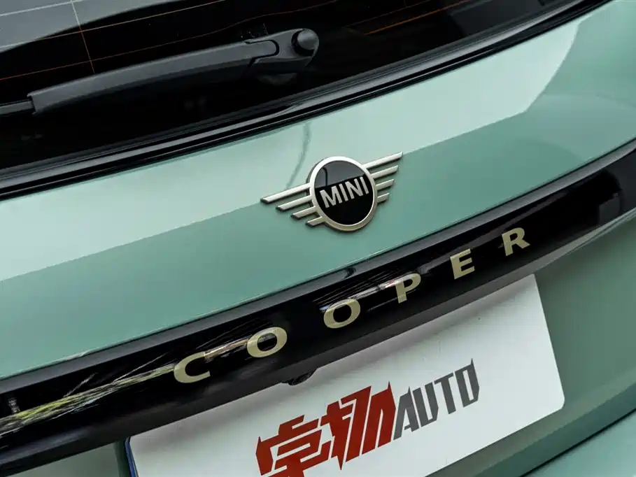 MINI MINI 2026 2025 1.5T COOPER Classic