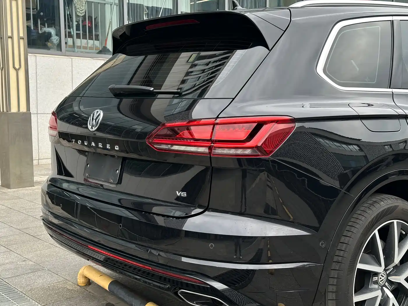 Volkswagen Touareg 2019 3.0TSI Sharp Edge Edition China VI фото 5