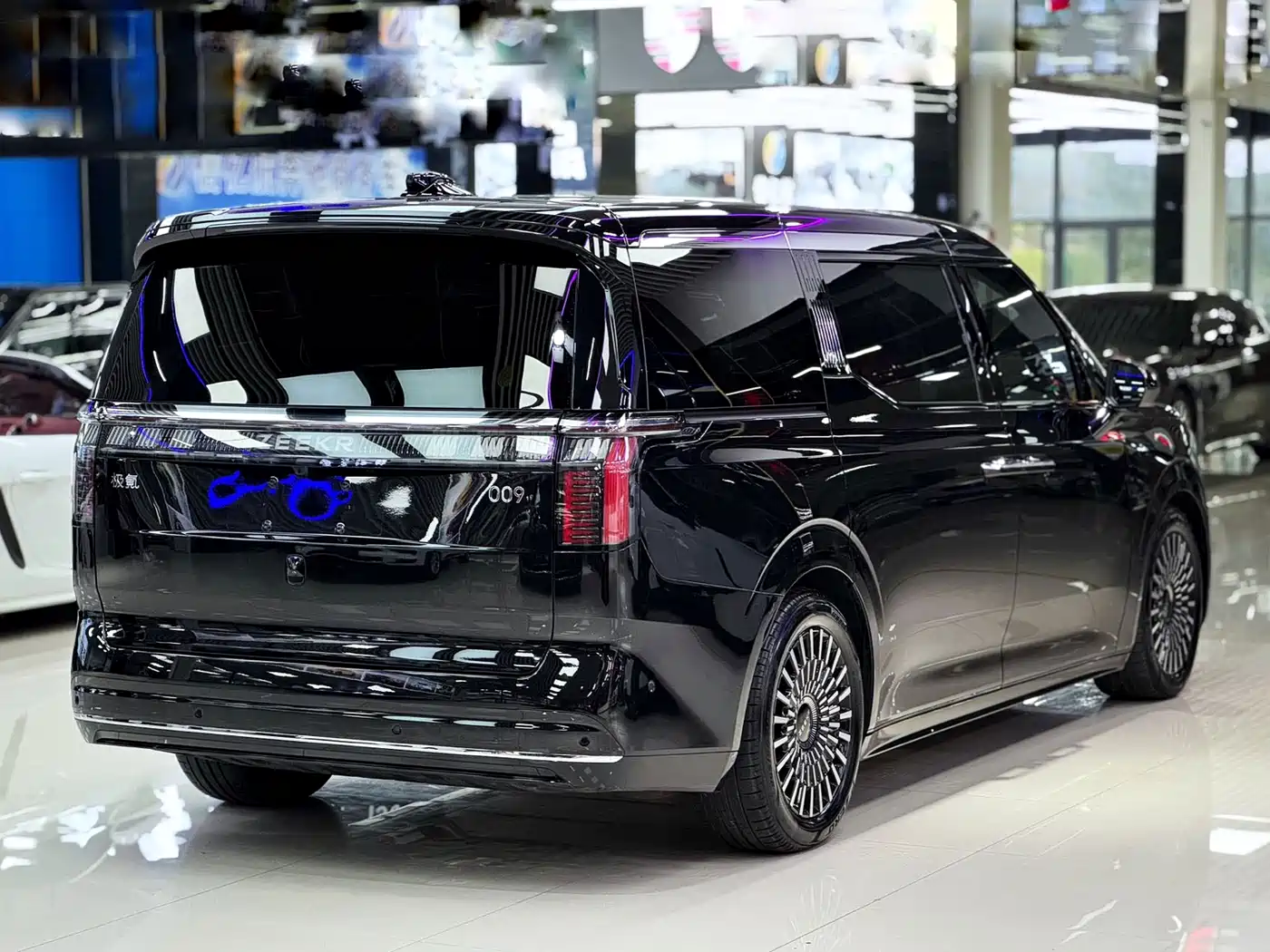 ZEEKR EXTREME KRYPTON 009