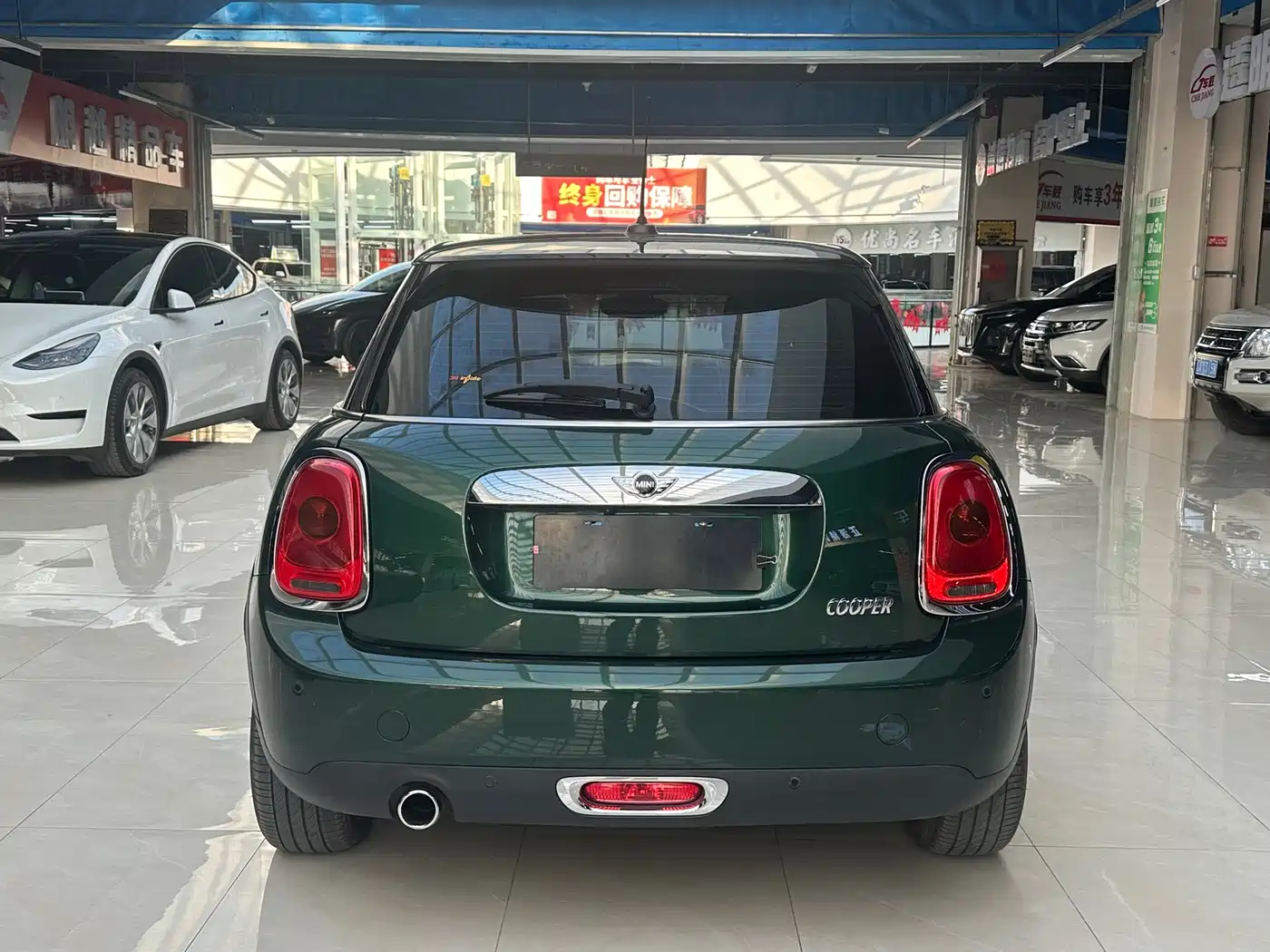 MINI 2015 1.5T COOPER Fun 5-Door фото 8