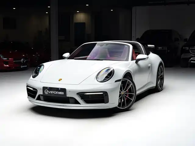 Porsche 911 2023