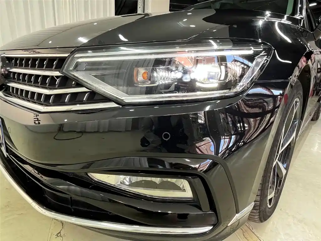 Volkswagen Magotan 2023 Model 2 Million Commemorative Edition 330TSI DSG Luxury фото 23