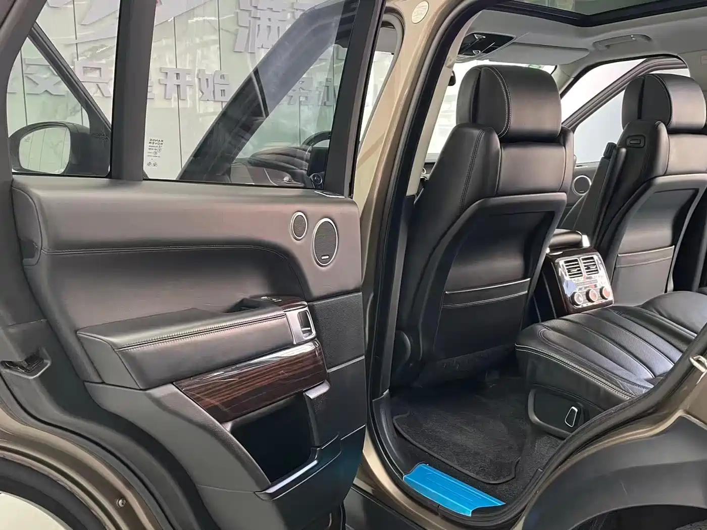 Land Rover Range Rover 2014 3.0 SC V6 Vogue фото 12