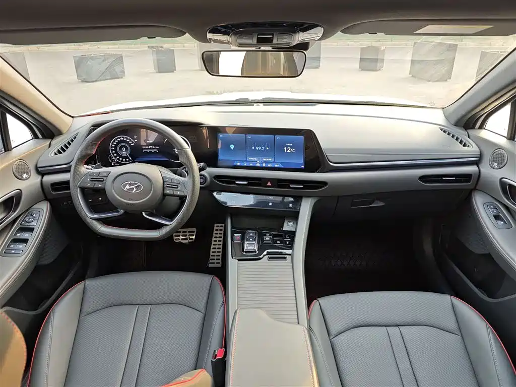 Hyundai Sonata 2022 380TGDi Automatic 20th Anniversary Edition фото 12