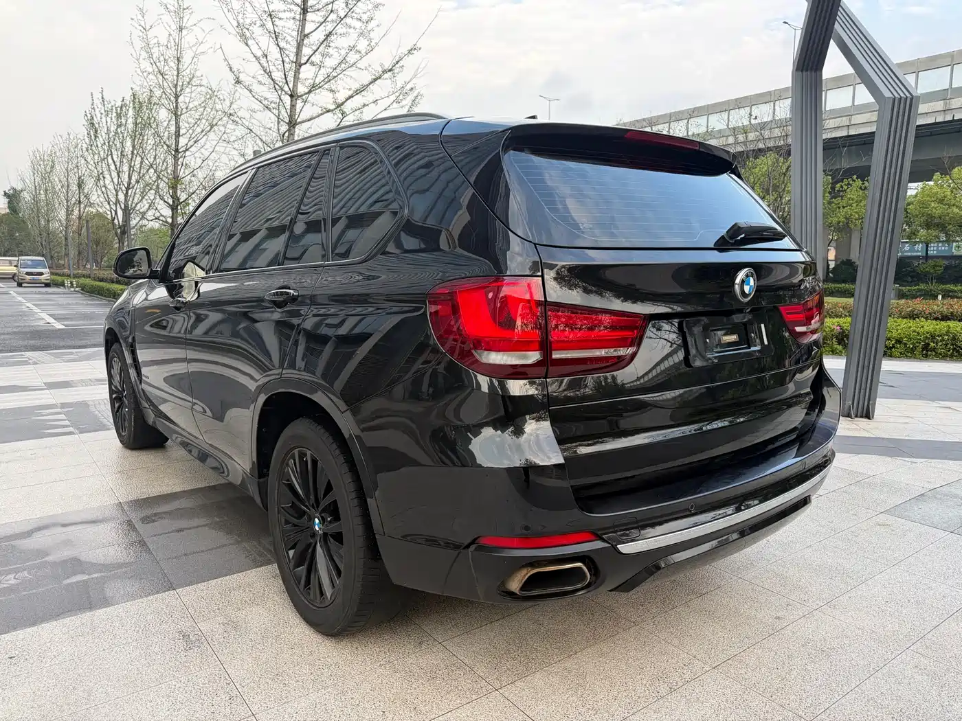 BMW X5 (Import) 2017 xDrive28i фото 4