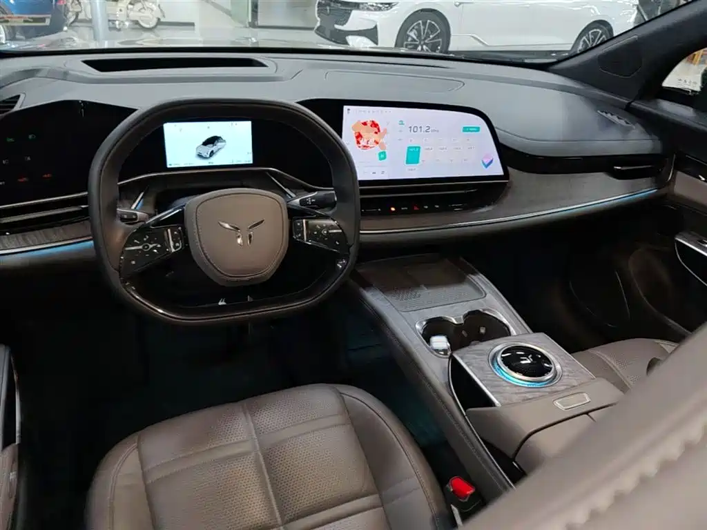 Hongqi Tian Gong 08 2025 680 AWD Smart Selection Edition фото 10