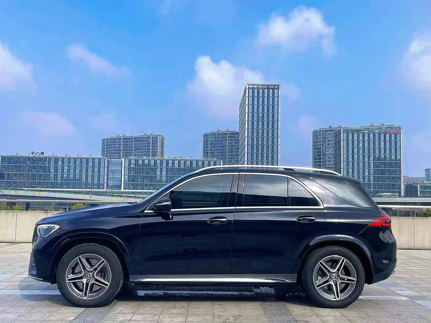 Mercedes-Benz GLE 2024 GLE 450 4MATIC Fashion фото 2