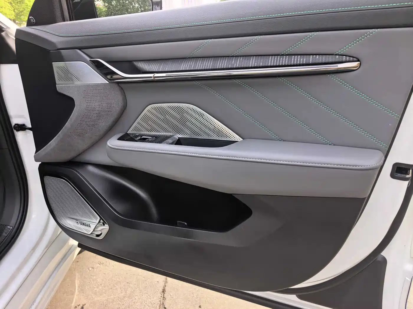 ZEEKR EXTREME KRYPTON 001