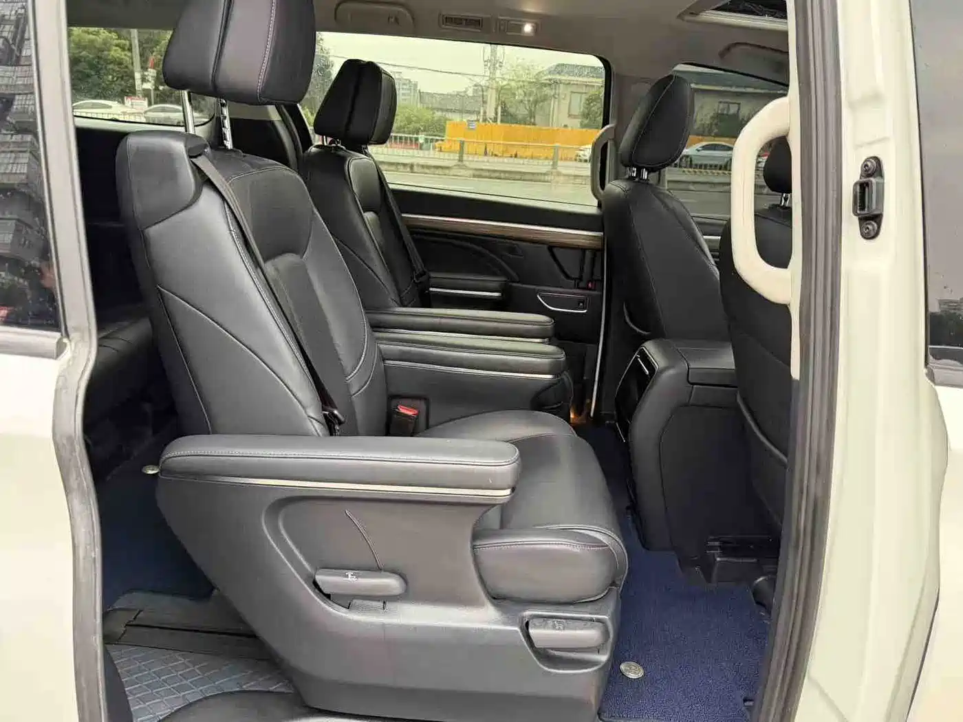 GAC Trumpchi Trumpchi M8 2023 Leading Series 390T Premium Edition фото 24