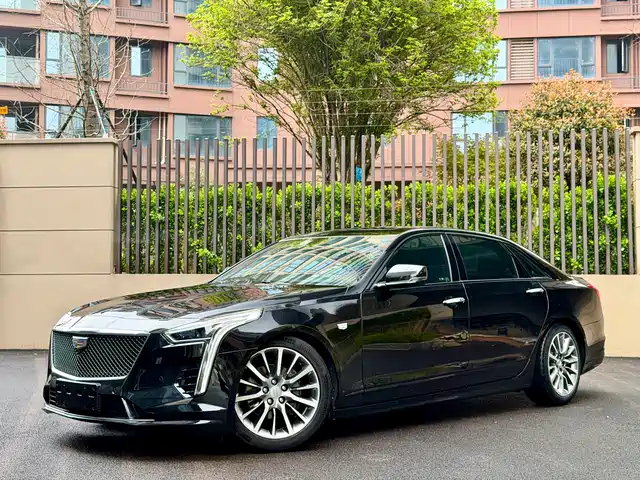 CADILLAC CT6