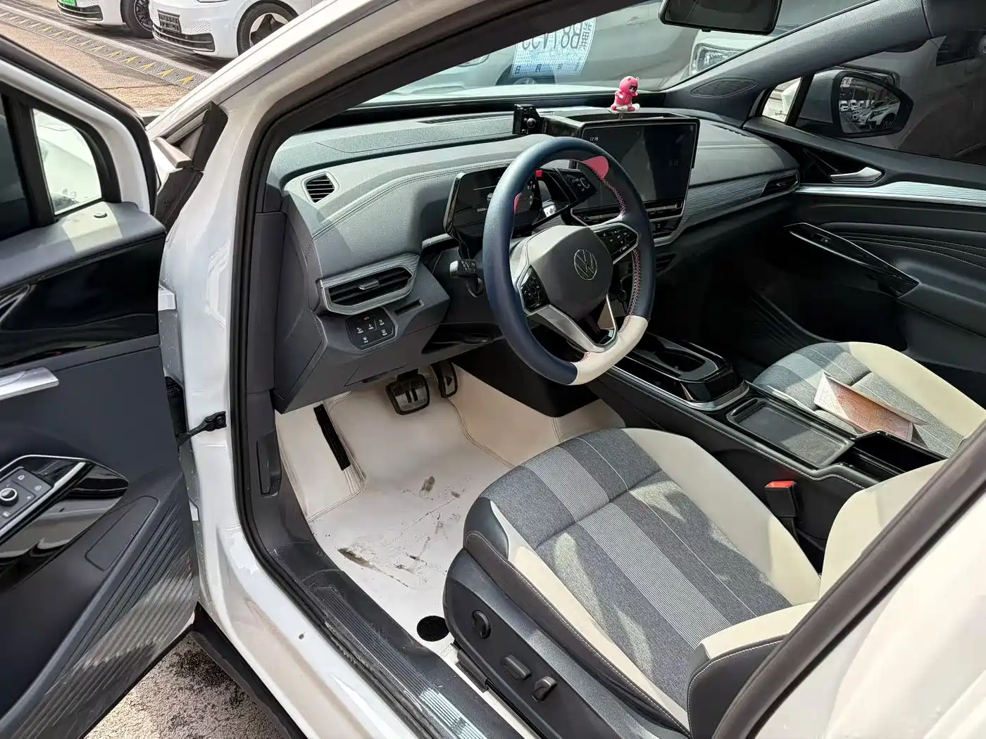 VOLKSWAGEN ID.4 CROZZ