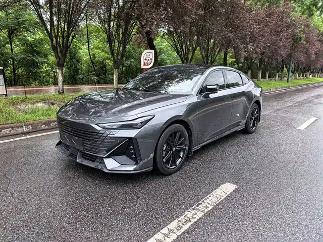 Changan UNI-V 2022
