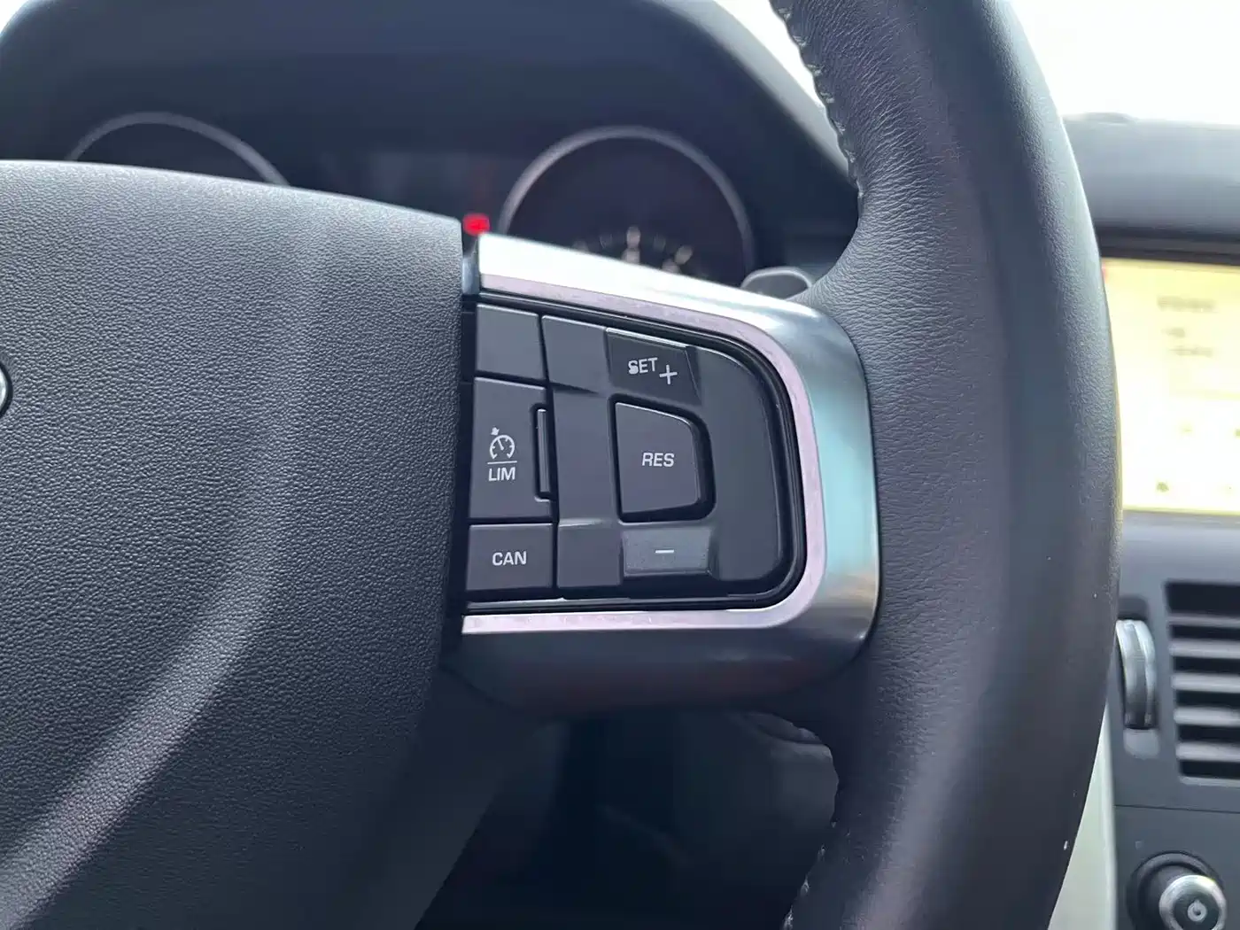 Photo 19 - Land Rover Discovery Sport