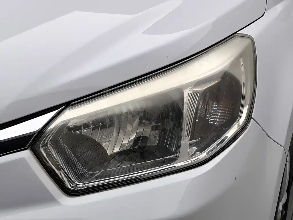 Venucia R50 2014 2013 1.6L Manual Fashion