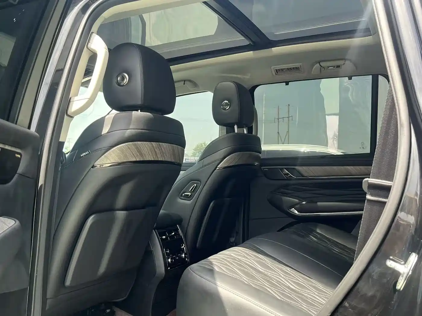 Tank 500 2022 3.0T Sport Edition Zaojing 5-Seater фото 5