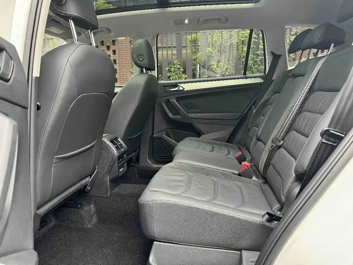 Volkswagen Tiguan L 2020 330TSI Auto 2WD Panorama Comfort China VI фото 8