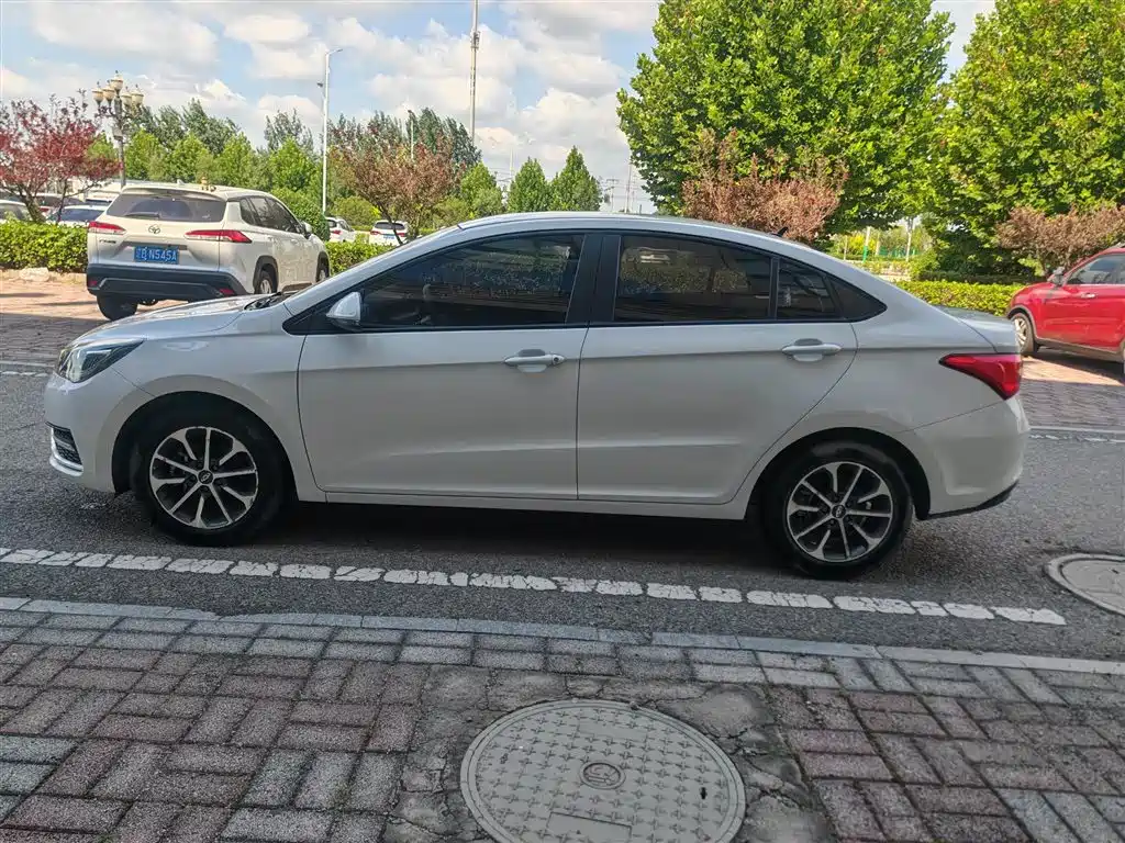 Chery Arrizo 5 2023 2021 PRO 1.5L Manual Youth Edition
