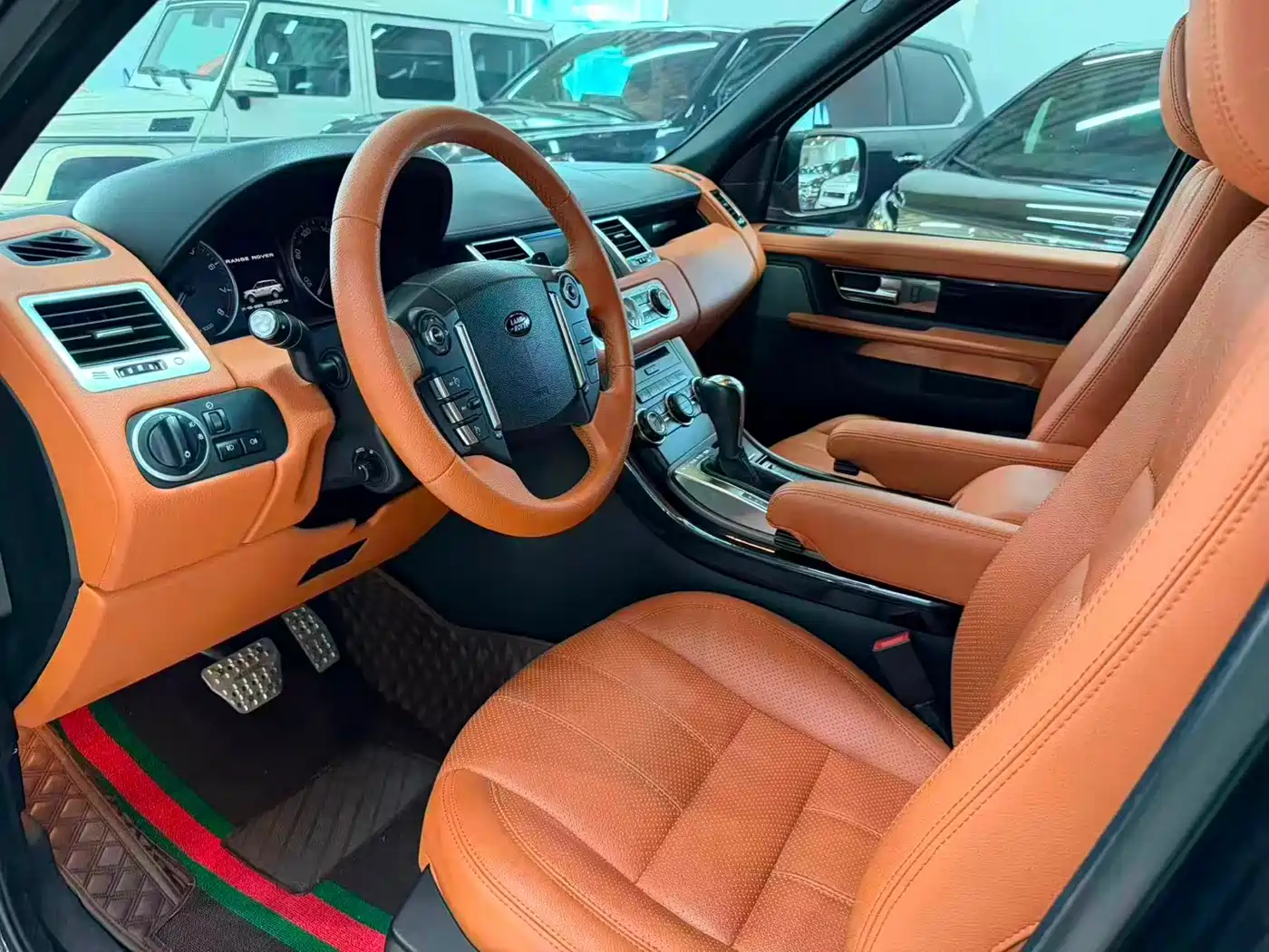 Фото 5 - Land Rover Range Rover Sport