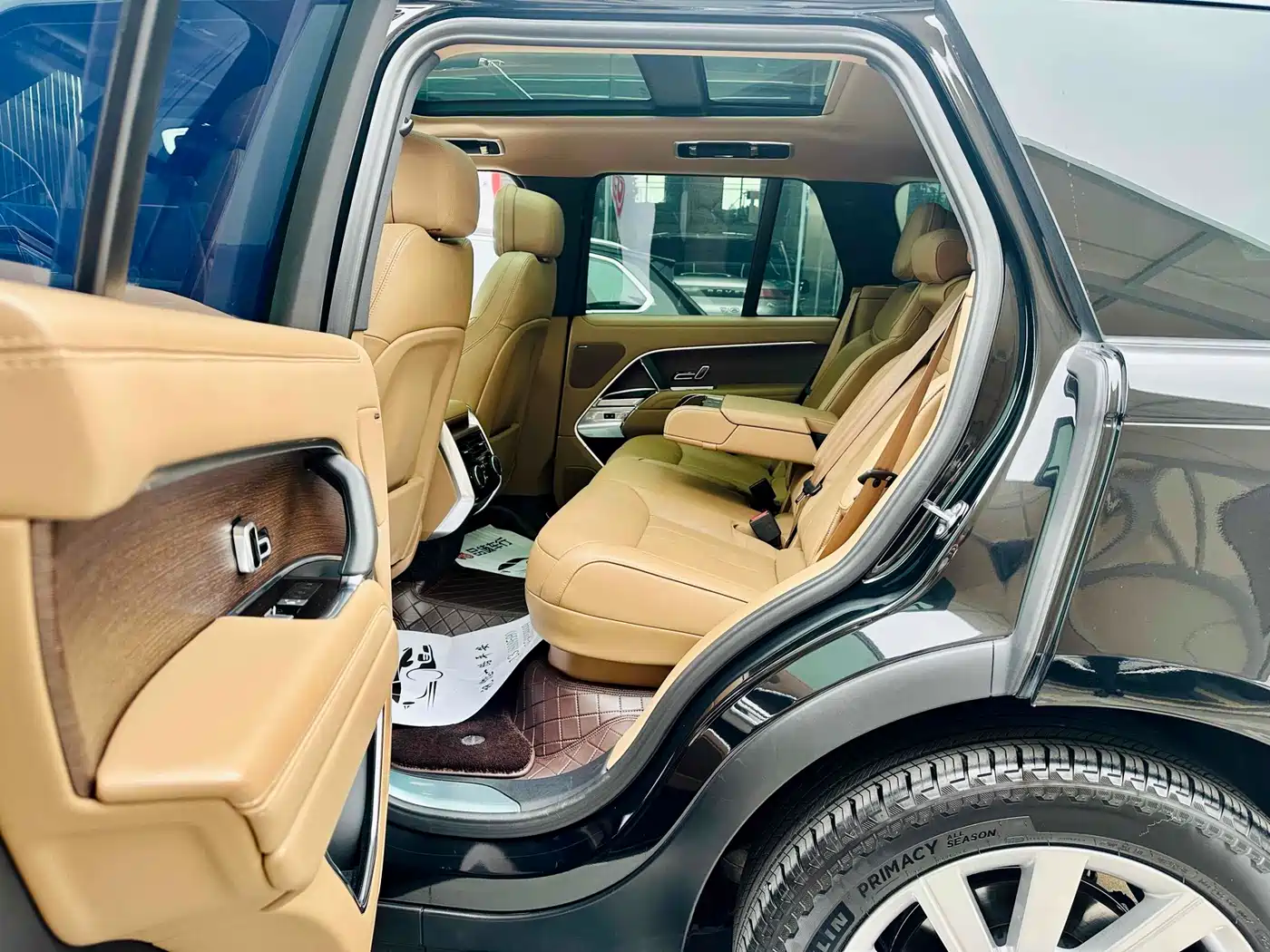 LAND ROVER RANGE ROVER