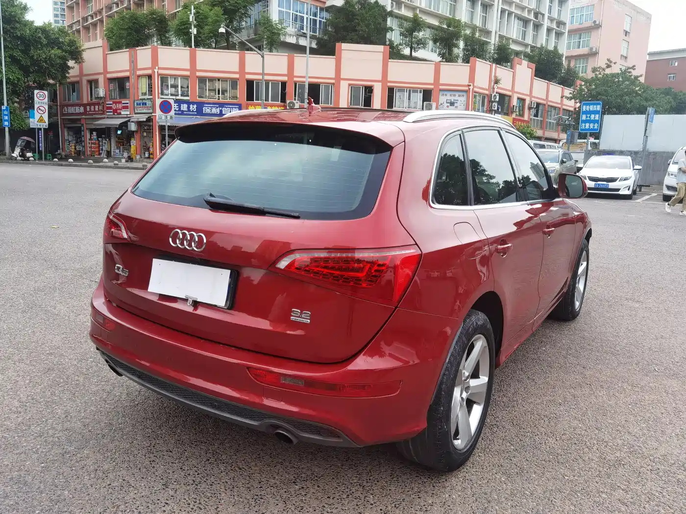 Audi Q5 (Import) 2010 3.2FSI Sport фото 7