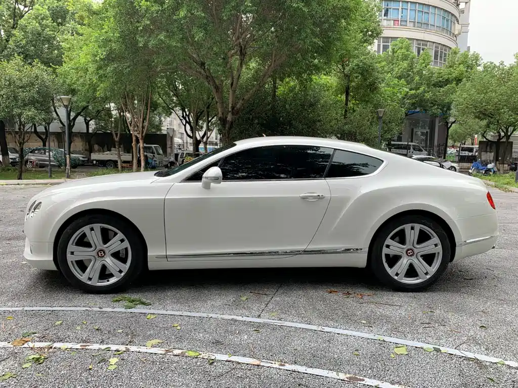 Bentley Continental 2013 2012 4.0T GT V8