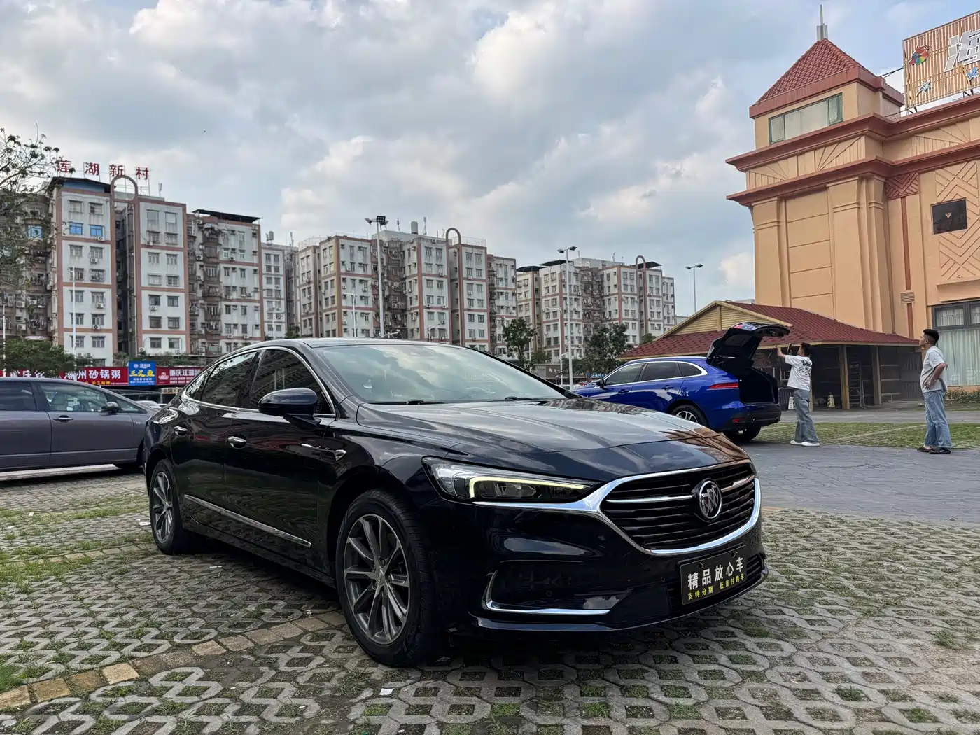 Buick LaCrosse 2019 28T Premium Model фото 3