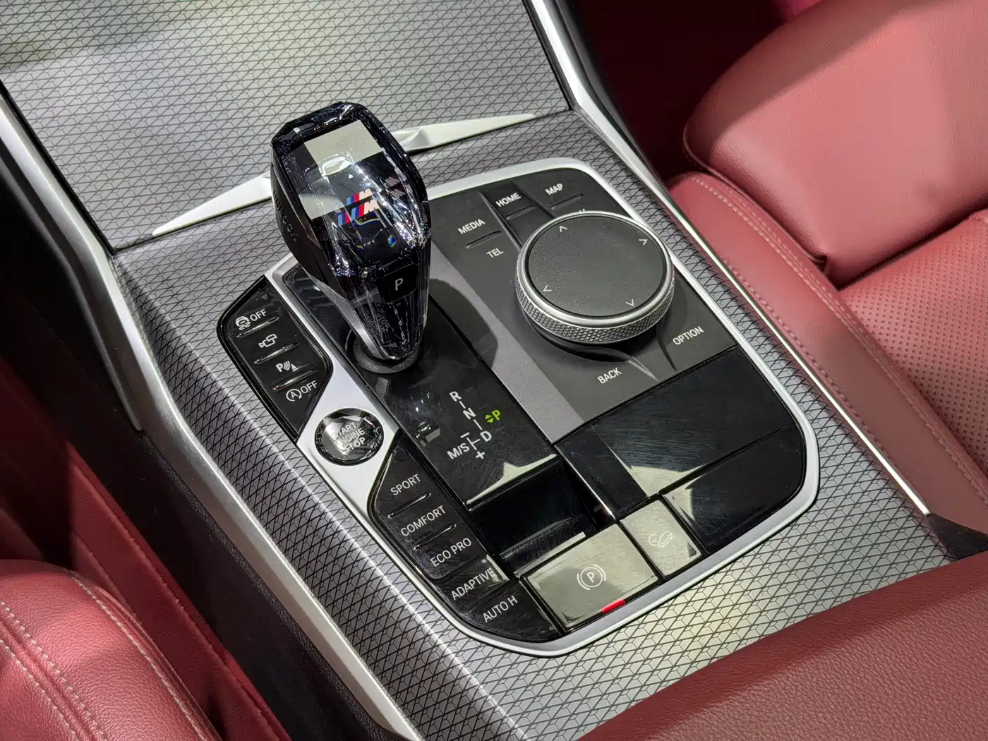 BMW 3 Series 2023 325i M Sport Black Night Package фото 15